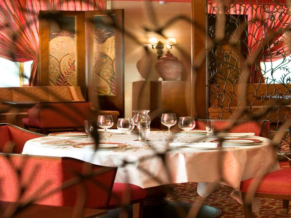 Royal Hotel Oran - Mgallery By Sofitel מסעדה תמונה